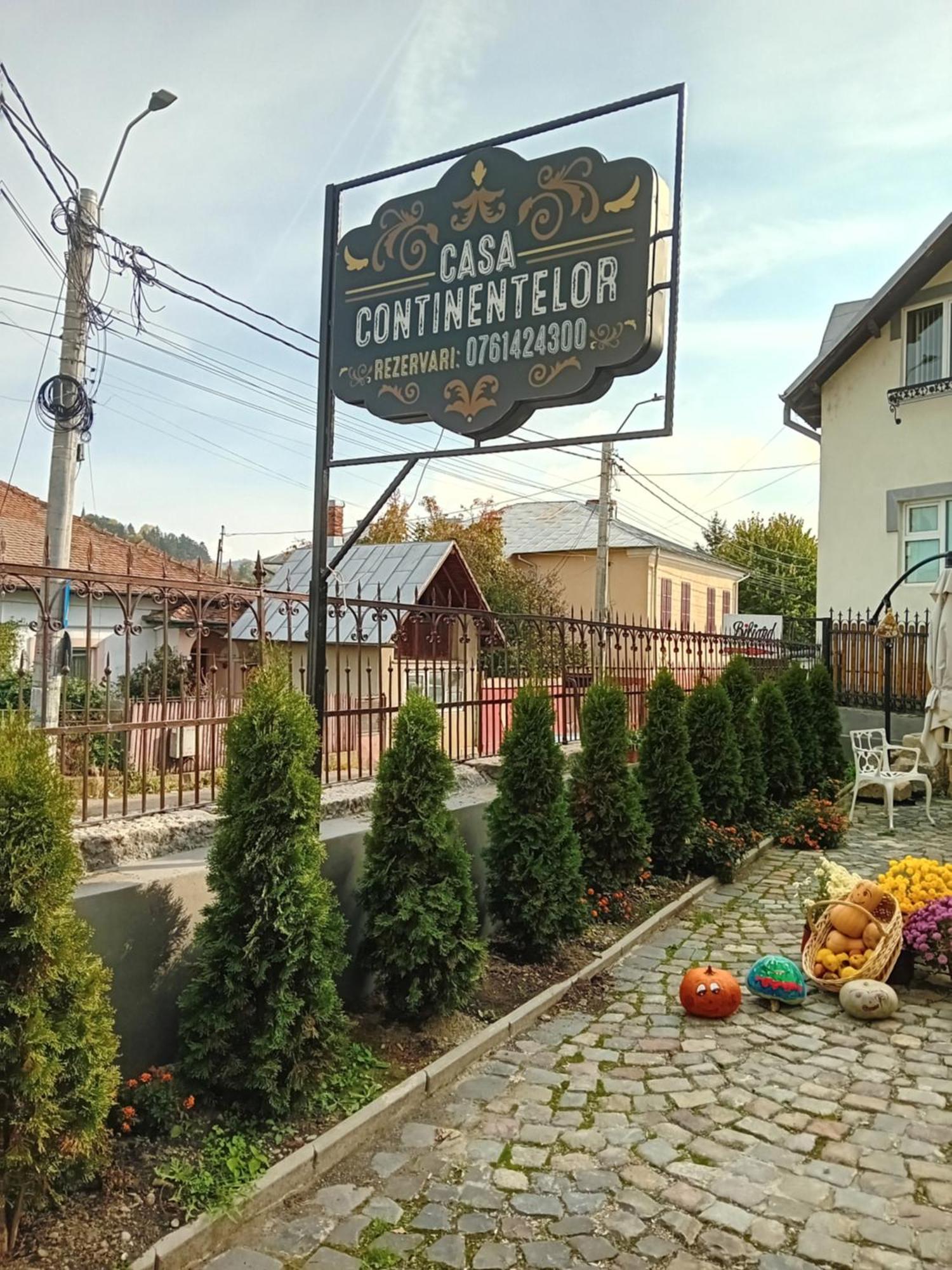 Hotel Casa Continentelor Cimpulung Exteriér fotografie
