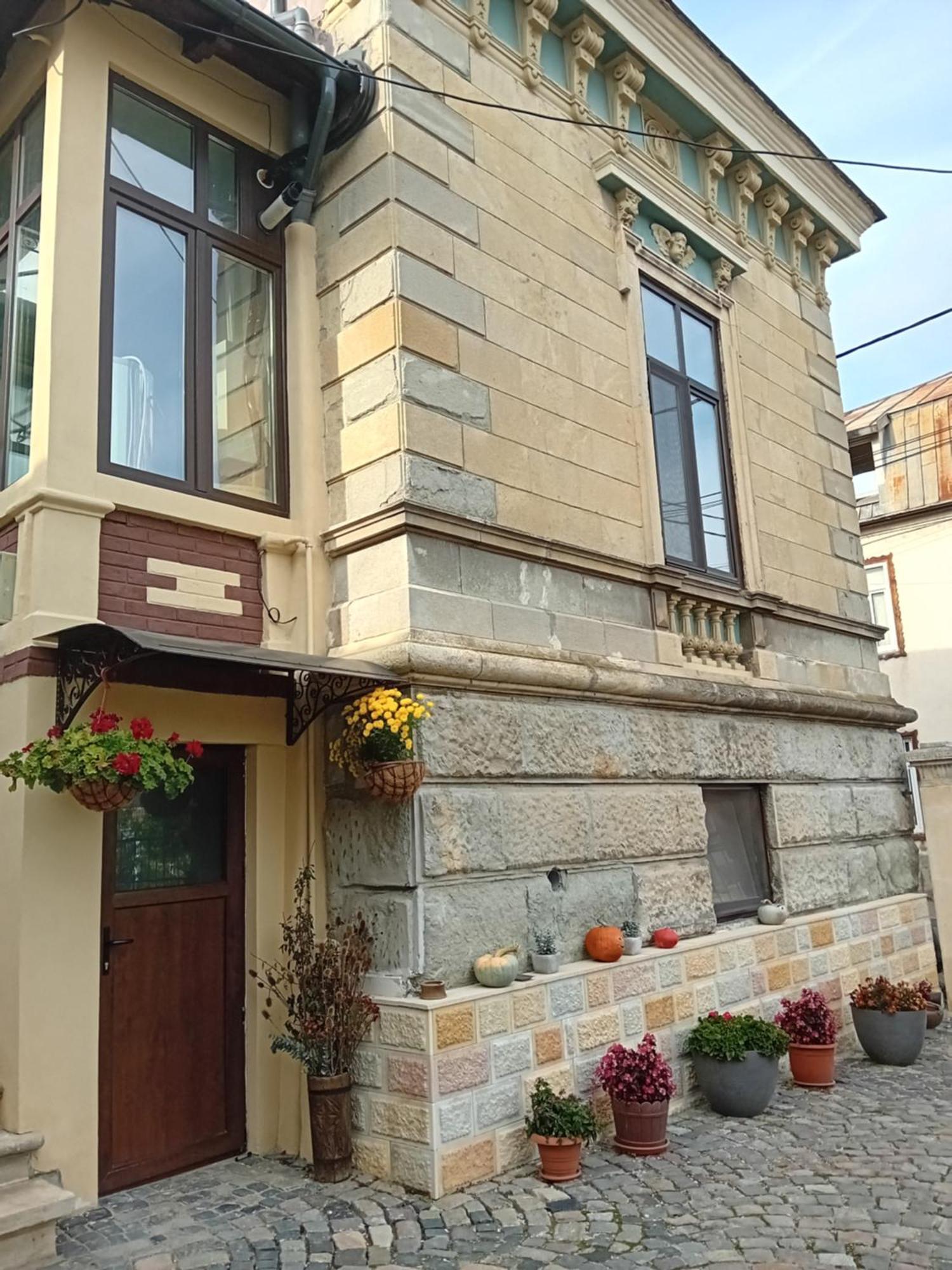 Hotel Casa Continentelor Cimpulung Exteriér fotografie